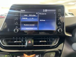 Toyota C-HR 1.2T - Image 13