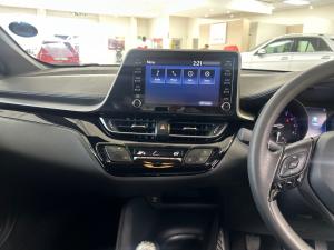 Toyota C-HR 1.2T - Image 15