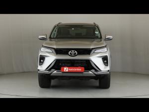 Toyota Fortuner 2.4GD-6 4x4 - Image 4