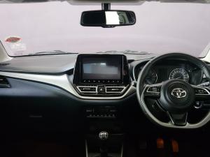 Toyota Starlet 1.5 XR manual - Image 6