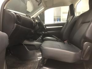 Toyota Hilux 2.0 single cab S (aircon) - Image 7