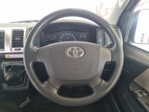 Toyota Hiace 2.5D-4D bus 14-seater GL - Image 8