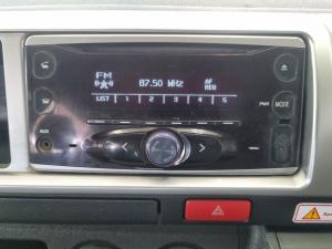 Toyota Hiace 2.5D-4D bus 14-seater GL - Image 12