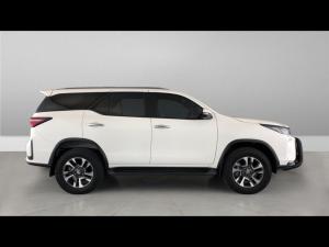 Toyota Fortuner 2.8GD-6 48V 4x4 VX - Image 3