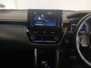 Toyota Corolla Cross 1.8 Hybrid XS - Image 15