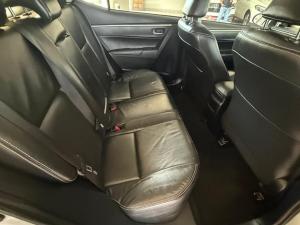 Toyota Corolla 1.6 Prestige - Image 12