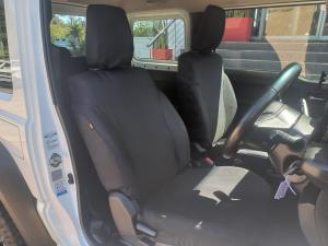 Suzuki Jimny 1.5 GLX AllGrip 3-door manual - Image 15