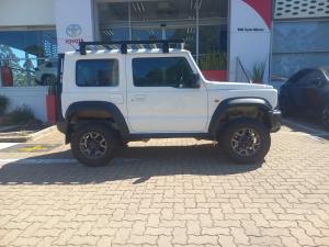 Suzuki Jimny 1.5 GLX AllGrip 3-door manual - Image 3