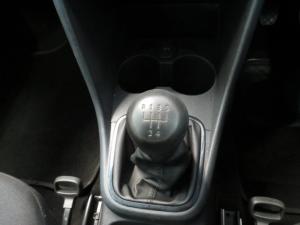 Volkswagen Polo Vivo 1.4 Trendline - Image 15