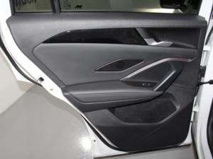 Volkswagen Tiguan 2.0 TDI R-LINE 4M DSG - Image 13