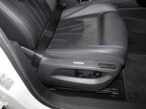 Volkswagen Tiguan 2.0 TDI R-LINE 4M DSG - Image 17