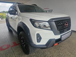 Nissan Navara 2.5DDTI PRO-4X Warrior 4X4 automatic D/C - Image 1