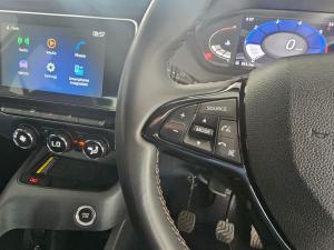 Nissan Magnite Kuro 1.0T - Image 12