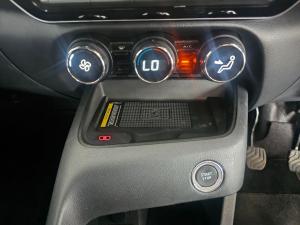 Nissan Magnite Kuro 1.0T - Image 14