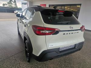 Nissan Magnite Kuro 1.0T - Image 18