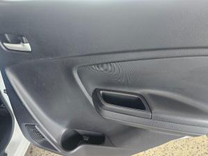 Toyota Vitz 1.0 XR - Image 15