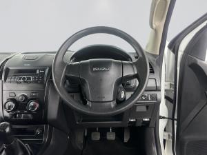 Isuzu D-MAX 250 HO HI-RIDE D/C - Image 14