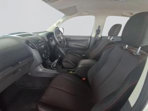 Isuzu D-MAX 250 HO HI-RIDE D/C - Image 3