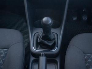 Volkswagen Polo Vivo hatch 1.4 - Image 9