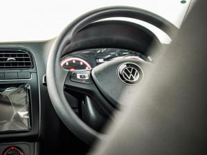 Volkswagen Polo Vivo hatch 1.4 - Image 14