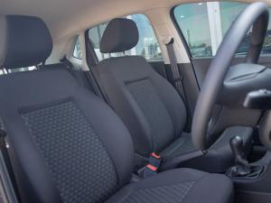 Volkswagen Polo Vivo hatch 1.4 - Image 14