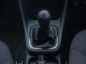 Volkswagen Polo Vivo hatch 1.4 - Image 18