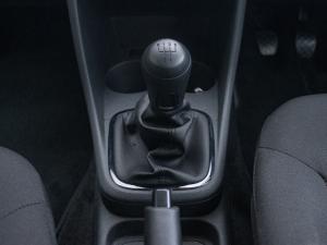 Volkswagen Polo Vivo hatch 1.4 - Image 9