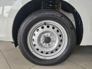 Suzuki Ertiga 1.5 GA - Image 8