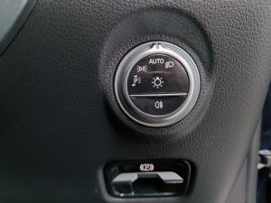 Mercedes-Benz C-Class C220d Avantgarde - Image 15