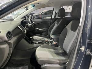 Opel Grandland X 1.6 Turbo - Image 7