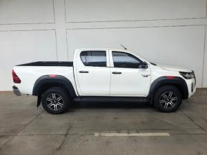 Toyota Hilux 2.4GD-6 double cab 4x4 Raider X auto - Image 3