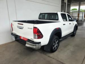 Toyota Hilux 2.4GD-6 double cab 4x4 Raider X auto - Image 4