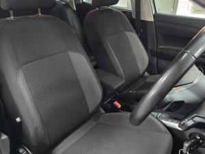 Volkswagen Polo hatch 1.0TSI Life auto - Image 14