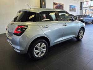 Suzuki Swift 1.2 GL+ manual - Image 13