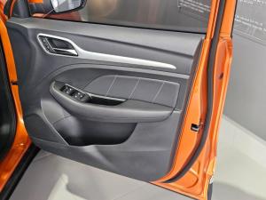 MG ZS 1.5 Luxury - Image 11