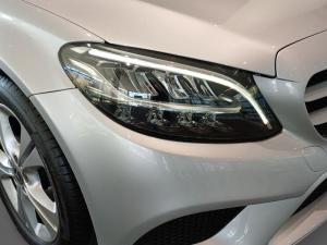 Mercedes-Benz C-Class C200 - Image 18