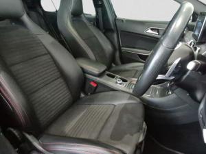 Mercedes-Benz GLA GLA200 auto - Image 14