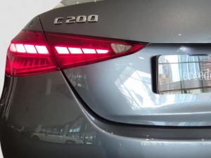 Mercedes-Benz C-Class C200 Avantgarde - Image 20