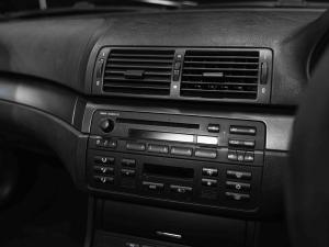 BMW M3 CSL - Image 10