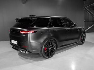 Land Rover Range Rover Sport P530 First Edition - Image 2