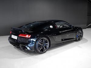 Audi R8 coupe V10 performance quattro - Image 18