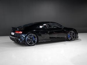 Audi R8 coupe V10 performance quattro - Image 2