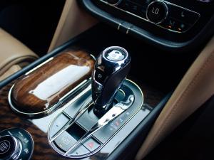 Bentley Bentayga Diesel - Image 11
