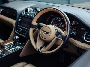 Bentley Bentayga Diesel - Image 9