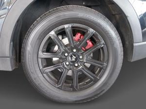 Mahindra XUV700 2.0T AX7L Black Edition - Image 16