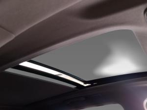 Mahindra XUV700 2.0T AX7L Black Edition - Image 9