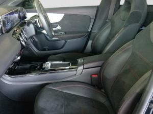 Mercedes-Benz CLA CLA200 Progressive - Image 14