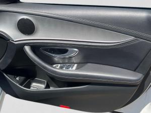 Mercedes-Benz E-Class E200 - Image 15