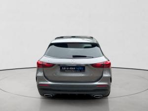 Mercedes-Benz GLA GLA200 Progressive - Image 6