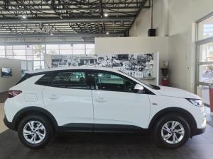 Opel Grandland X 1.6 Turbo - Image 2